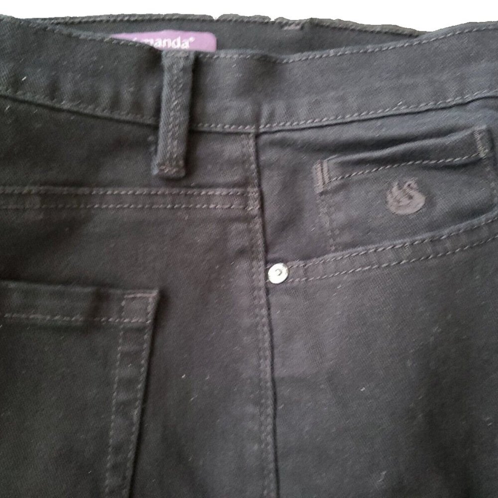Gloria Vanderbilt Amanda Missy Short Black Stretch Denim Jeans Straight Size 12